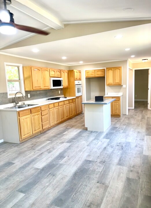 6345 N Dona Ana Rd in Las Cruces, NM - Building Photo