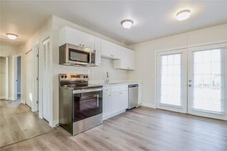 7503 W New Orleans Ave in Tampa, FL - Building Photo - Building Photo