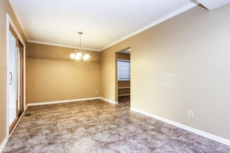 164 Westridge Blvd in Greenwood, IN - Building Photo - Building Photo