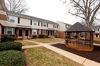 Poplar Grove Apartments photo'