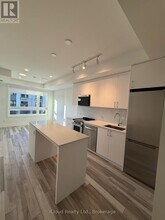 3250 Carding Mill Trail in Oakville, ON - Building Photo - Building Photo