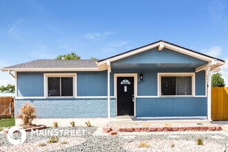 5161 Xanadu St in Denver, CO - Building Photo - Building Photo