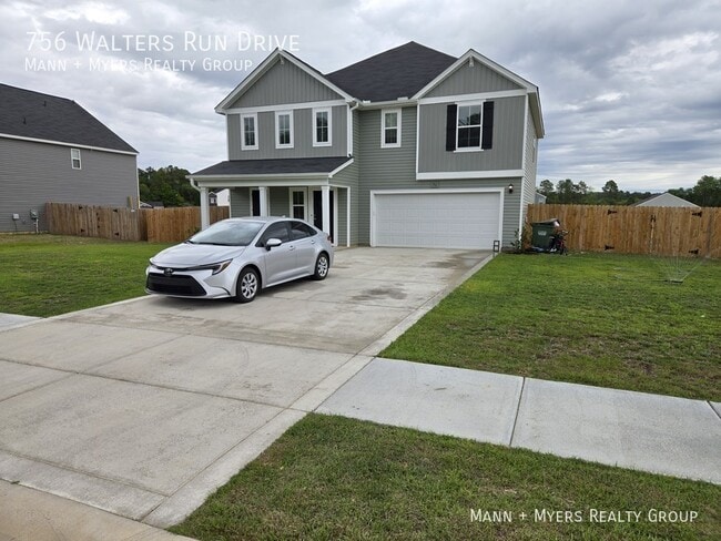 756 Walters Run Dr in Raeford, NC - Building Photo - Building Photo