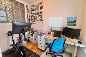 35 Harvard St, Unit 2 in Brookline, MA - Building Photo - Building Photo