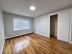 133 Beaconsfield Rd, Unit 34 in Brookline, MA - Building Photo - Building Photo