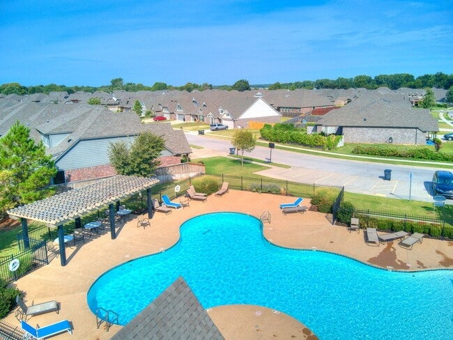 13512 S 93rd E Ave in Bixby, OK - Building Photo - Building Photo