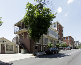 416 - 420 Dekalb St in Norristown, PA - Building Photo - Building Photo