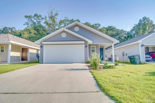 1949 Mary Jo Way in Pensacola, FL - Building Photo - Building Photo