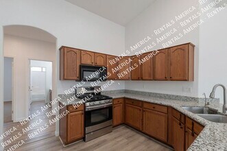 1280 E Redwood Dr in Chandler, AZ - Foto de edificio - Building Photo