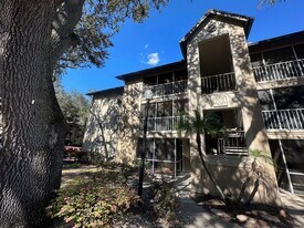 951 Salt Pond Pl in Altamonte Springs, FL - Building Photo