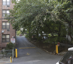 244 Fieldston Ter in Bronx, NY - Foto de edificio - Building Photo