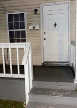 2326 Elm Ave in Portsmouth, VA - Building Photo - Building Photo