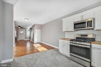 6082 Chester Ave photo'