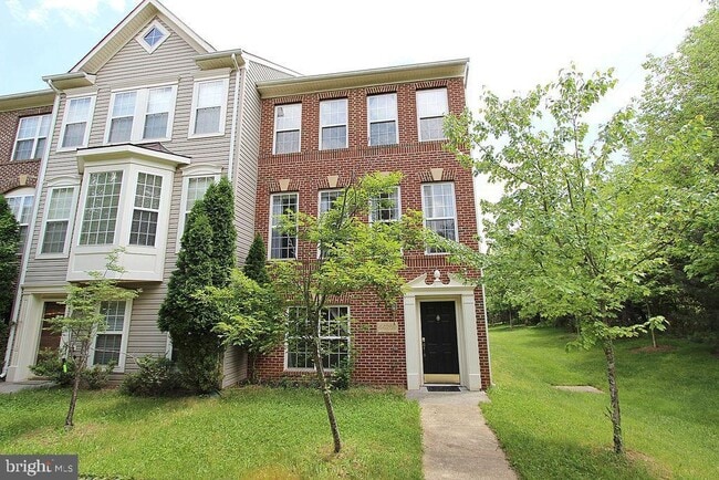 property at 44269 Cornish Ln