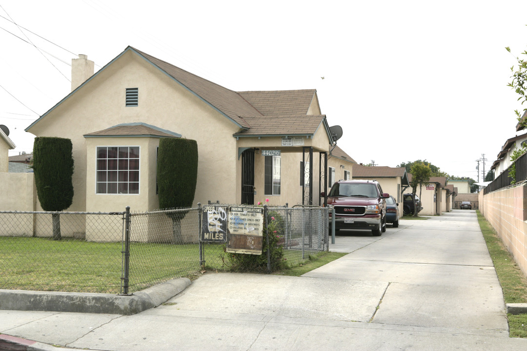 4400-4402 1/2 Elizabeth S in Cudahy, CA - Building Photo