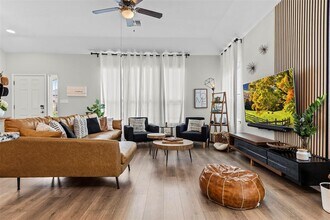 709 Speckled Alder Dr in Pflugerville, TX - Building Photo - Building Photo