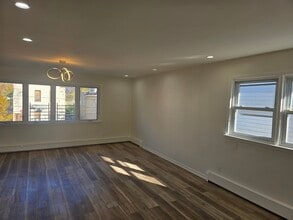 157 Neptune Ave in Jersey City, NJ - Building Photo - Building Photo