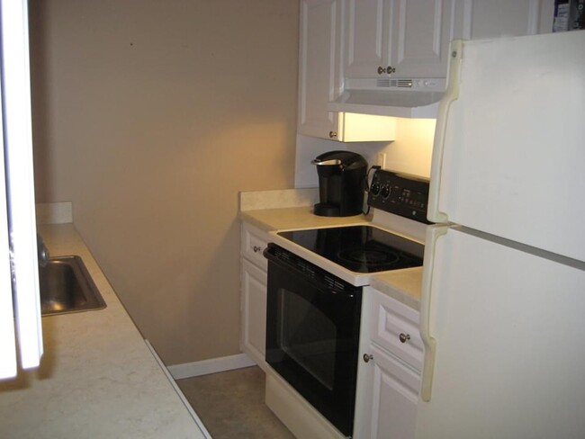 property at 1 Radnor Dr
