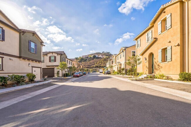 2018 Barite St in Spring Valley, CA - Building Photo - Building Photo