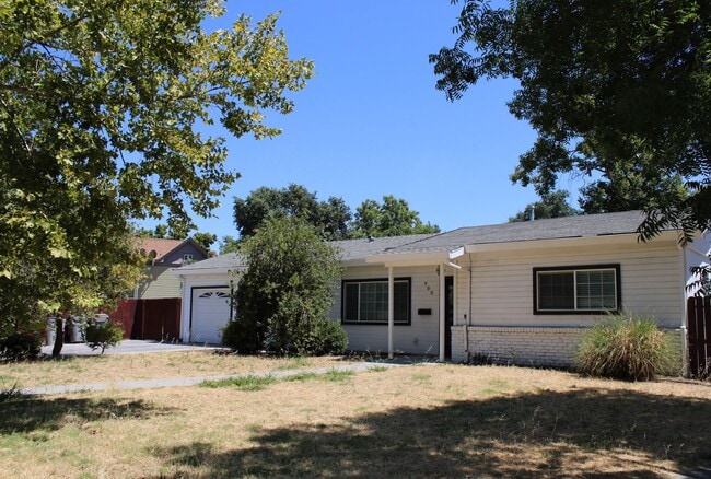 property at 900 Cross St