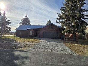 426 Jade St in Pinedale, WY - Building Photo - Building Photo
