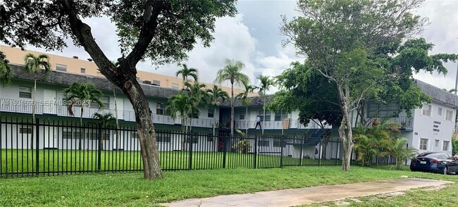 property at 2134 Lincoln St