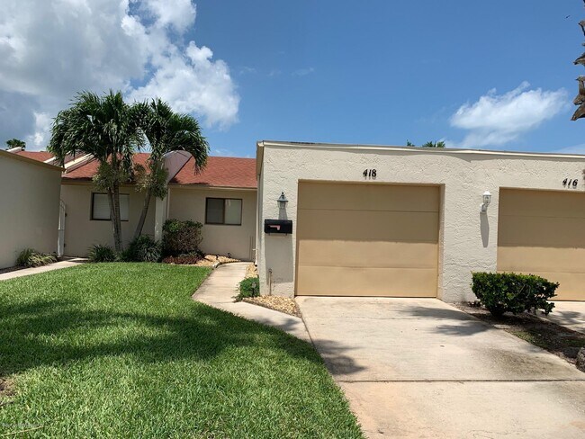 property at 418 Hawthorne Ct