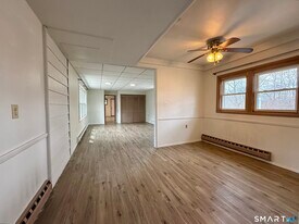 41 Waterbury Rd in Prospect, CT - Building Photo