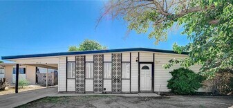 2812 Richfield Blvd in Las Vegas, NV - Building Photo