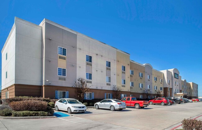 property at 1500 N Sam Houston Pkwy E