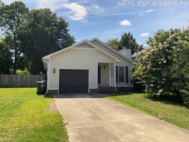 property at 5061 Linton Hall Rd