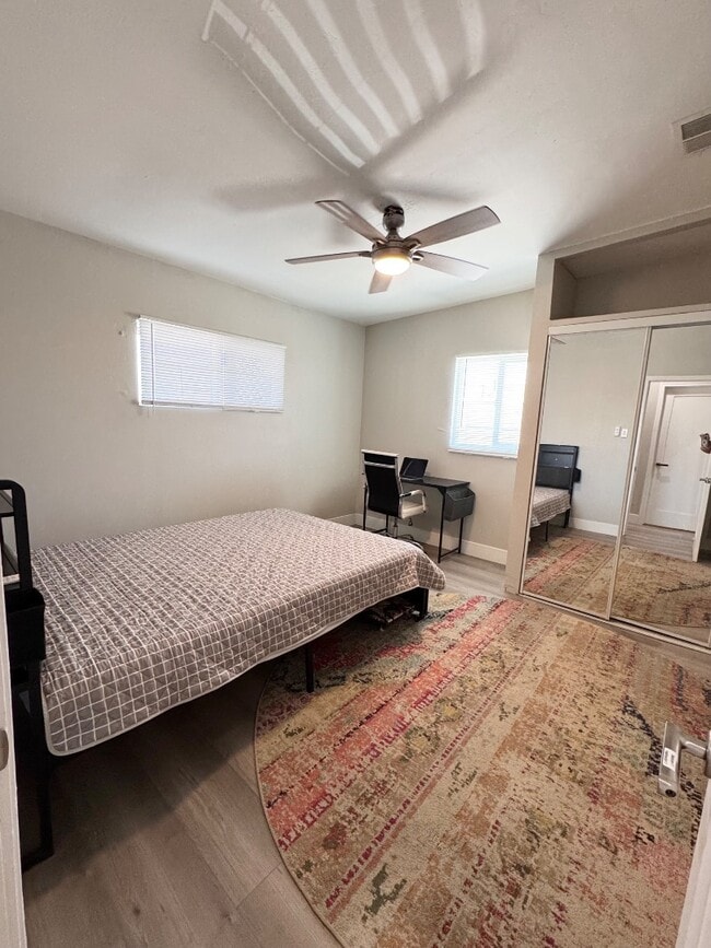 property at 1845 E Monroe St