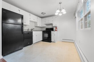 50 Farrwood Ave in North Andover, MA - Building Photo - Building Photo