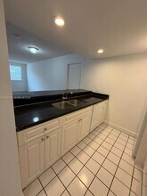 8160 Geneva Ct in Doral, FL - Building Photo - Building Photo