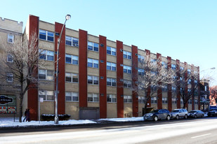 6830 N Sheridan Rd Apartments