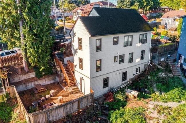 5060 Renton Ave S in Seattle, WA - Building Photo - Building Photo