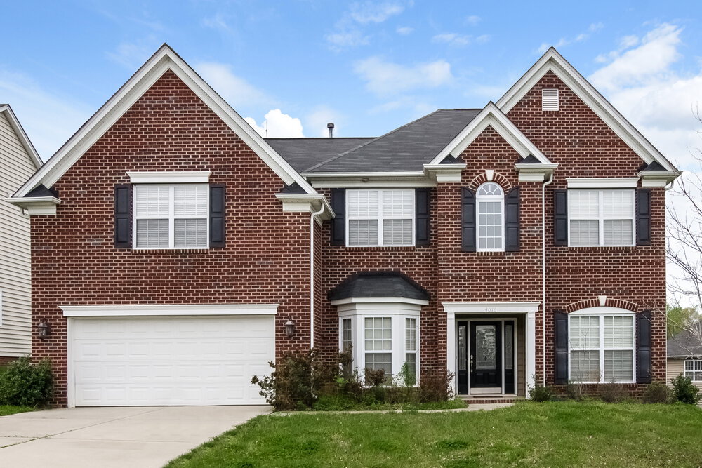 4016 Barclay Forest Dr in Charlotte, NC - Building Photo