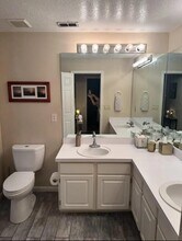 5203 Bay Club Cir in Tampa, FL - Building Photo - Building Photo