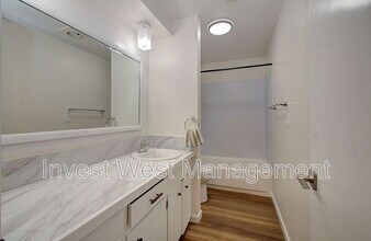 2920 Harney St in Vancouver, WA - Building Photo - Building Photo