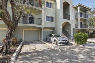 340 Crestwood Cir in Royal Palm Beach, FL - Building Photo - Building Photo