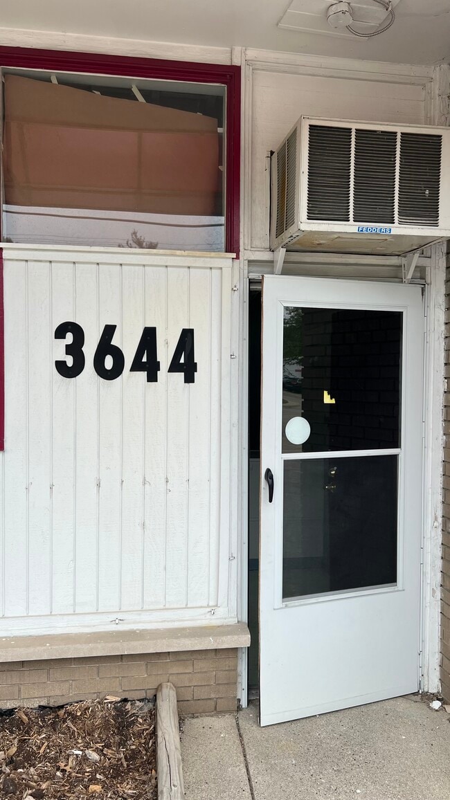 3644 E 9 Mile Rd, Unit 9 mile