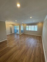 4140 Warner Blvd in Burbank, CA - Building Photo