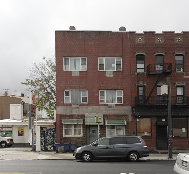 Flatiron in Brooklyn, NY - Building Photo - Building Photo