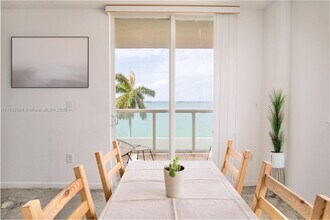 1625 Kennedy Cswy in North Bay Village, FL - Building Photo - Building Photo