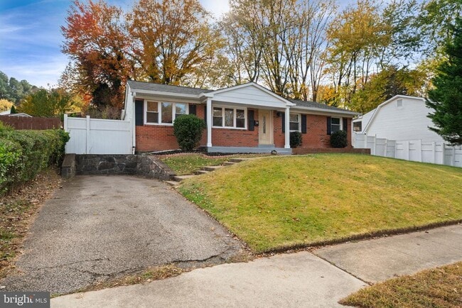 4421 Kenwood Dr in Woodbridge, VA - Building Photo - Building Photo