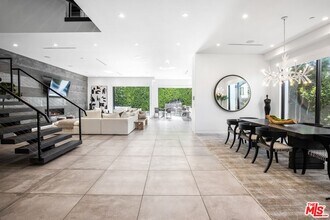 839 N Gardner St in Los Angeles, CA - Building Photo - Building Photo