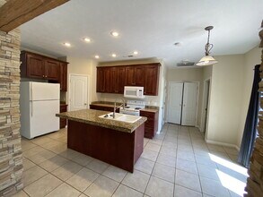 706 Red Sands Dr in Washington, UT - Building Photo - Building Photo