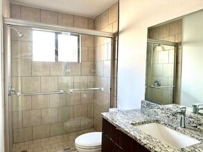 311 Valley Spring Dr in Arlington, TX - Building Photo - Building Photo