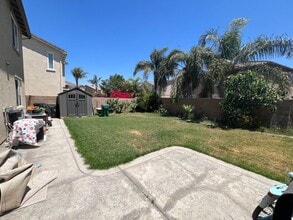 6686 Sand Dunes St in Corona, CA - Building Photo - Building Photo