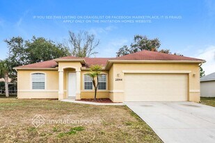 2844 Wells Ave in North Port, FL - Building Photo